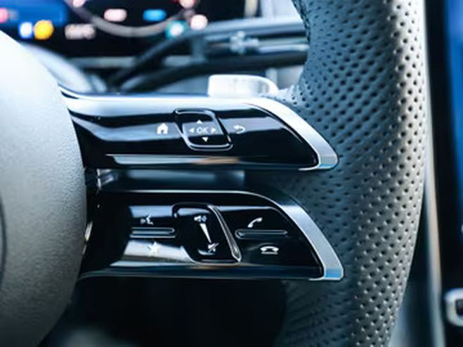 Mercedes GLC 200 d 4MATIC AMG Line Edition bleu de 2026