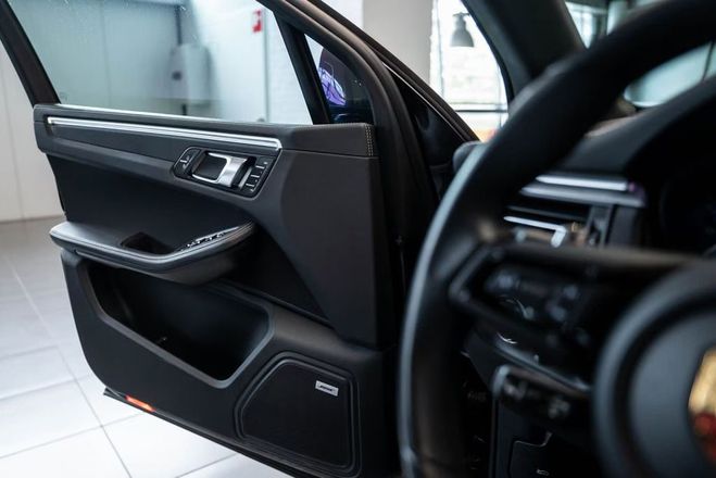 Porsche Macan SUV Premium noir de 2022