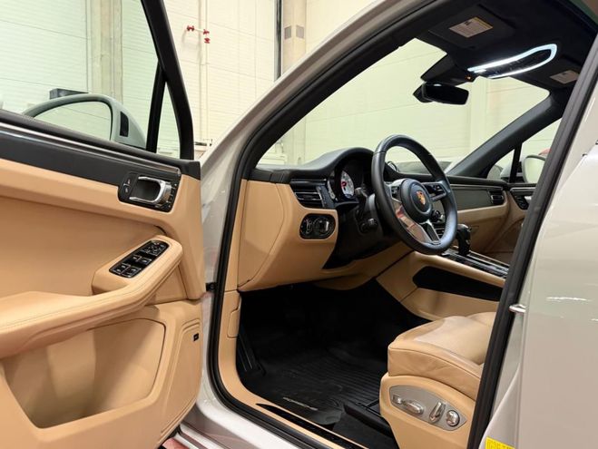 Porsche Macan GTS - LCI Retrofit Bose Keyless Apple Ca gris de 2020