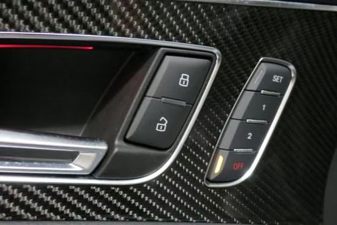 Audi RS6 4.0 TFSI quattro - B&O Head-Up Carbon blanc de 2014