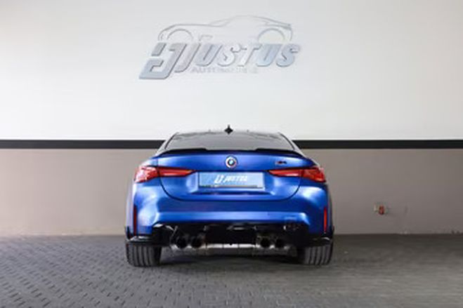 BMW M4 Competition bleu de 2022