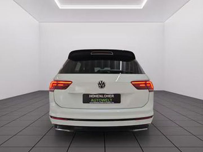 Volkswagen Tiguan Highline R-Line 4MOTION blanc de 2020