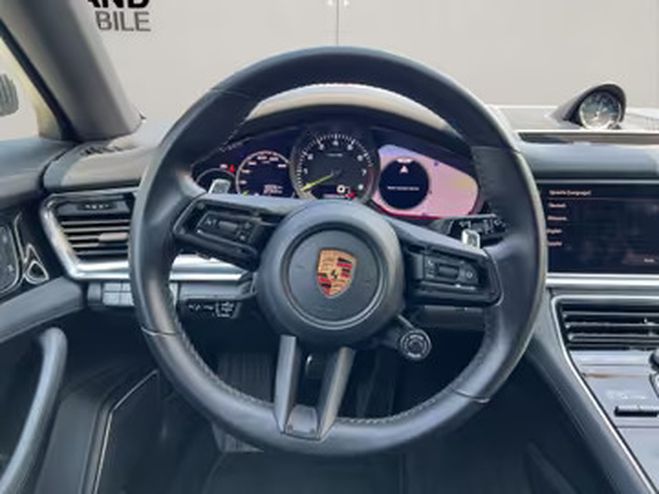 Porsche Panamera 4 E-Hybrid Sport Turismo blanc de 2022