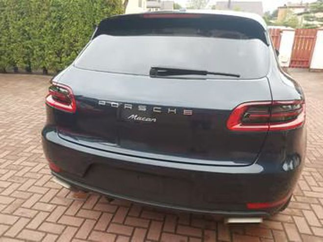 Porsche Macan  bleu de 2017