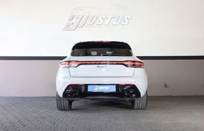 Porsche Macan T blanc de 2024
