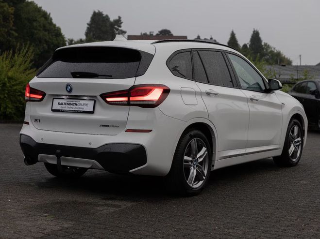 BMW X1 xDrive25e M Sport blanc de 2022