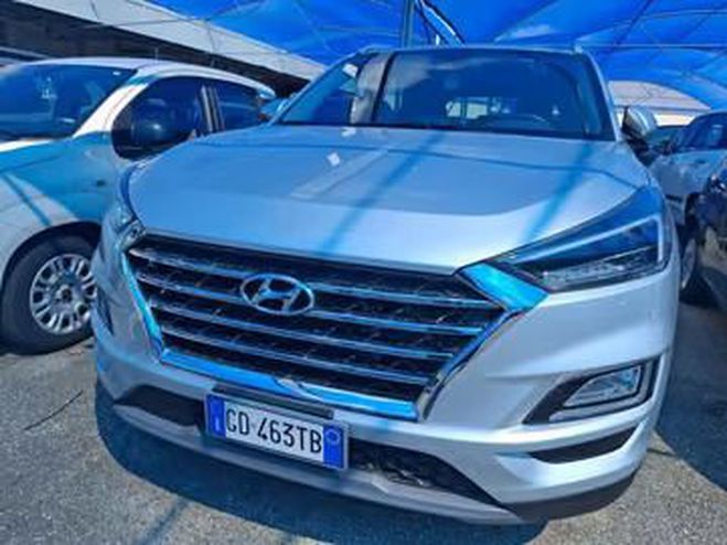 Hyundai Tucson II 1.6 CRDi 48V Excellence gris de 2021