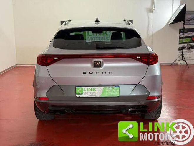 Cupra Formentor 1.4 e-Hybrid DSG gris de 2021