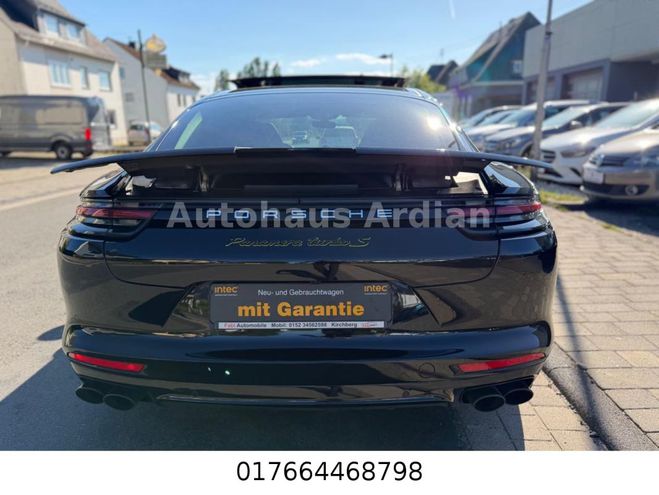 Porsche Panamera Turbo S E-Hybrid noir de 2018