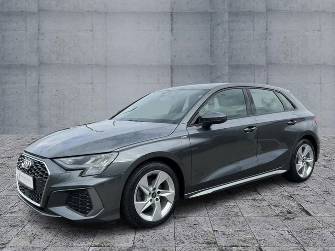Audi A3 35 TDI S line gris de 2023