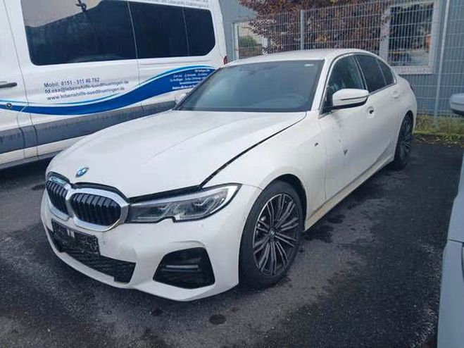 BMW Serie 3 i Limousine M Sport - Pack blanc de 2022