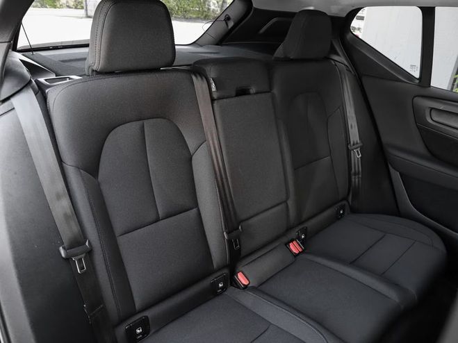 Volvo XC40 T2 Momentum Pro noir de 2021