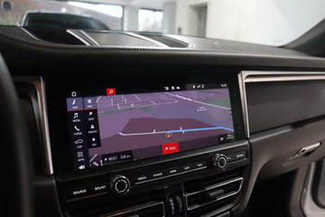 Porsche Macan  blanc de 2021