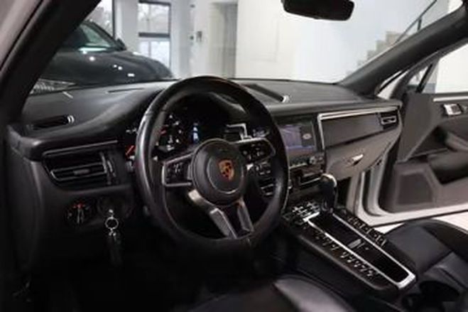 Porsche Macan  blanc de 2021