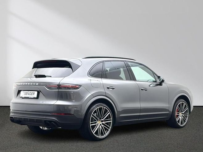 Porsche Cayenne  argent de 2022