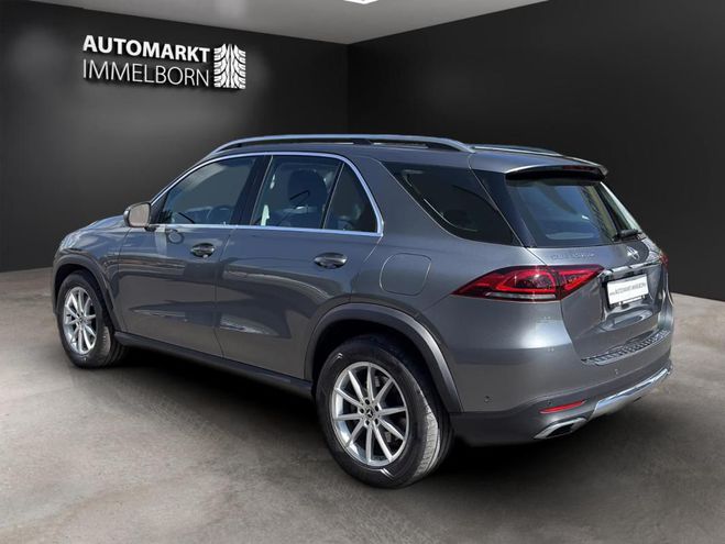Mercedes GLE Benz de gris de 2021