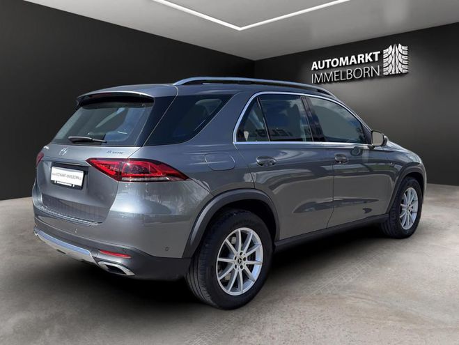 Mercedes GLE Benz de gris de 2021