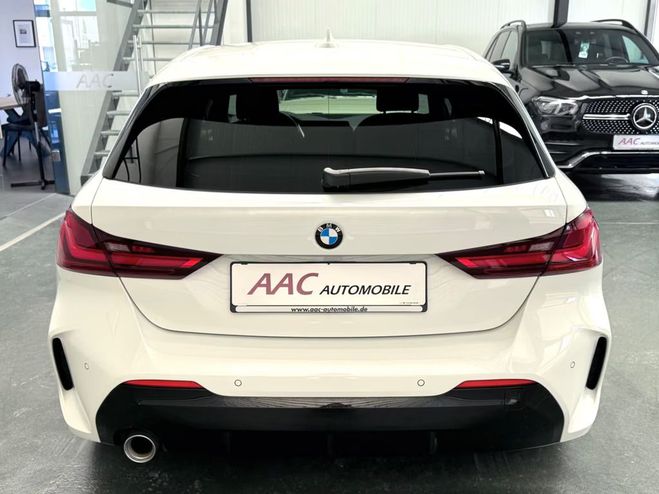 BMW Serie 1 118i M Sport blanc de 2022