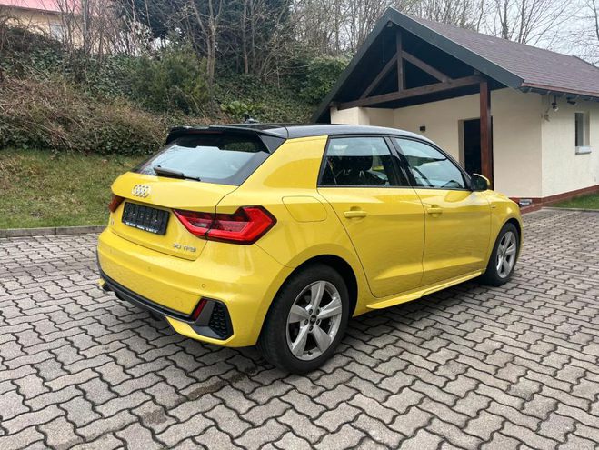 Audi A1 30 TFSI S line jaune de 2022