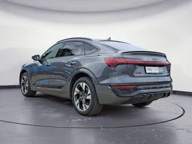Audi Q8 Sportback 50 e-tron quattro S line noir de 2023