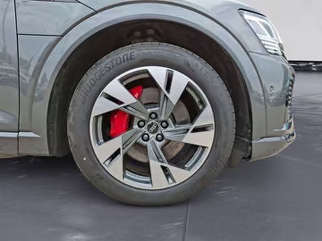 Audi Q8 Sportback 50 e-tron quattro S line noir de 2023
