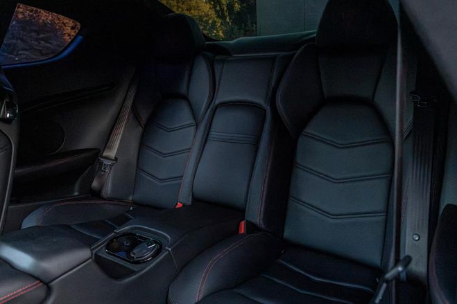 Maserati Gran Turismo 4.7 V8 Sport noir de 2019