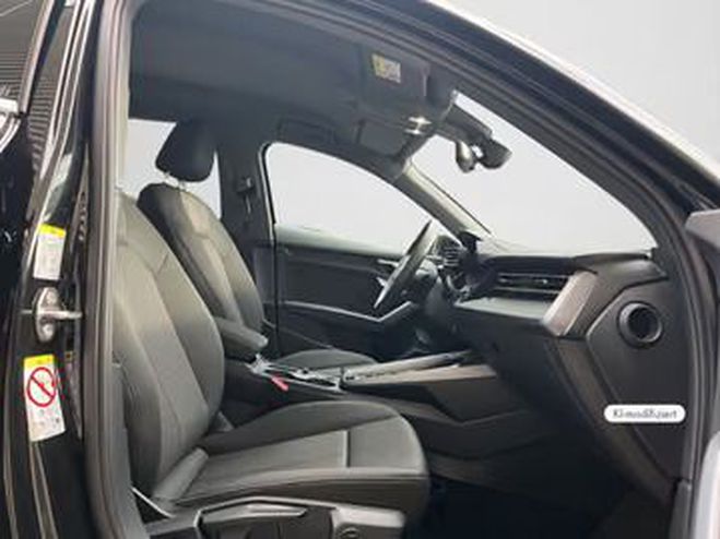 Audi A3 30 TFSI S line noir de 2025