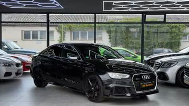 Audi RS3 Limousine 2.5 TFSI quattro noir de 2019