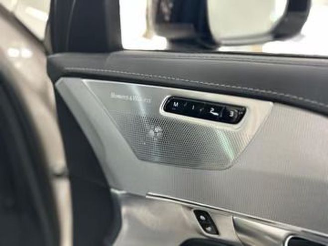 Volvo XC90 T8 Ultra Dark Recharge AWD gris clair de 2024