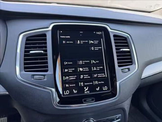 Volvo XC90 B5 AWD Momentum Pro noir de 2022