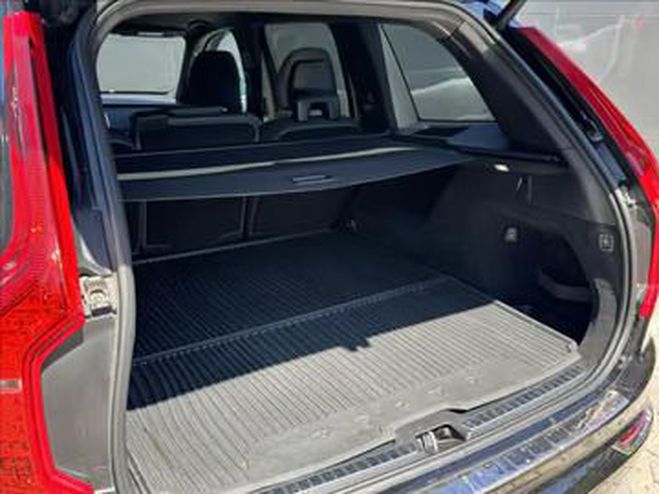 Volvo XC90 B5 AWD Momentum Pro noir de 2022