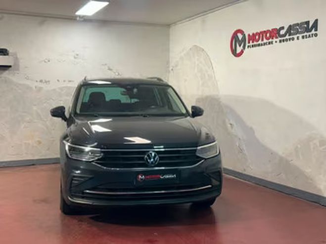 Volkswagen Tiguan 2.0 TDI 150 ch DSG R-Line noir de 2024