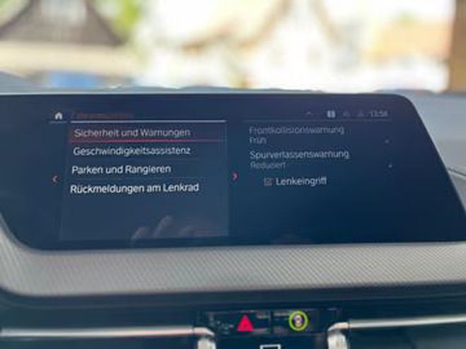 BMW Serie 1 118d M Sport bleu de 2024