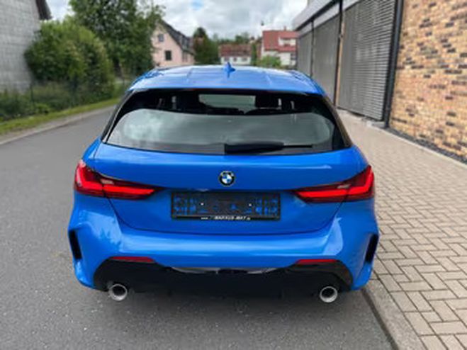 BMW Serie 1 118d M Sport bleu de 2024