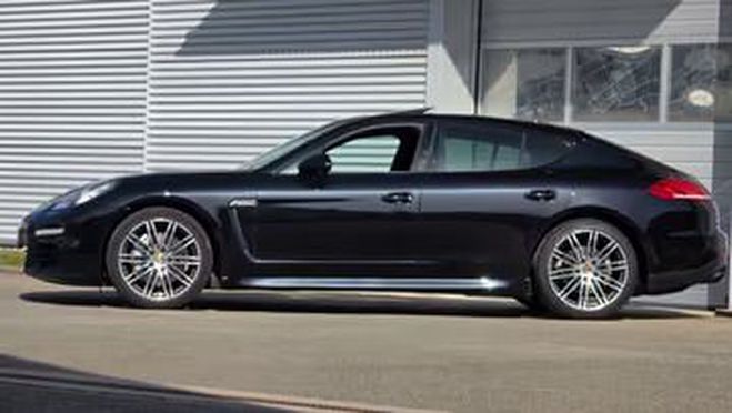 Porsche Panamera 4S noir de 2015