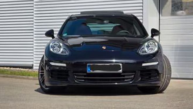 Porsche Panamera 4S noir de 2015