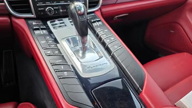 Porsche Panamera 4S noir de 2015