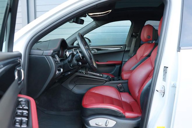 Porsche Macan T blanc de 2023