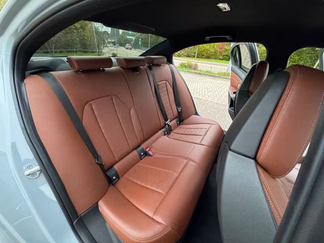 BMW M3 Berline xDrive Competition gris de 2023