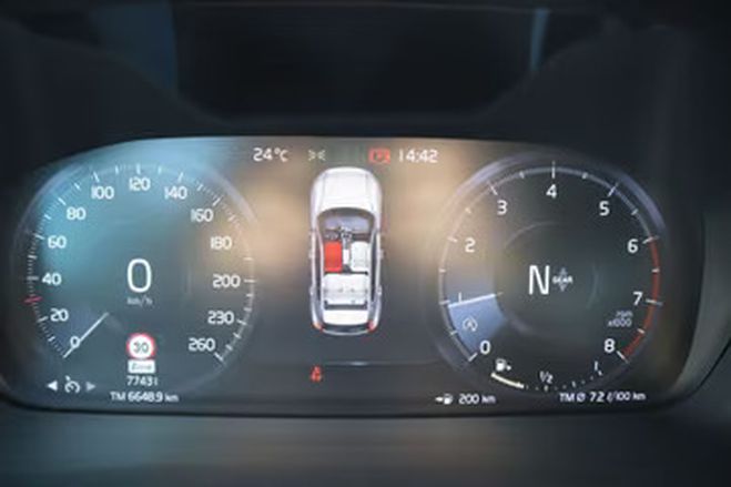 Volvo XC40 T3 Momentum Pro blanc de 2020