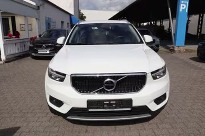 Volvo XC40 T3 Momentum Pro blanc de 2020