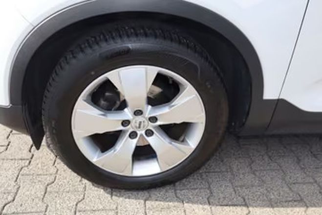 Volvo XC40 T3 Momentum Pro blanc de 2020