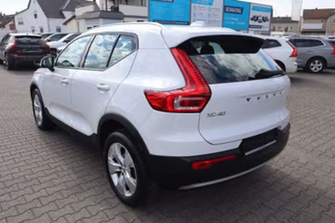 Volvo XC40 T3 Momentum Pro blanc de 2020