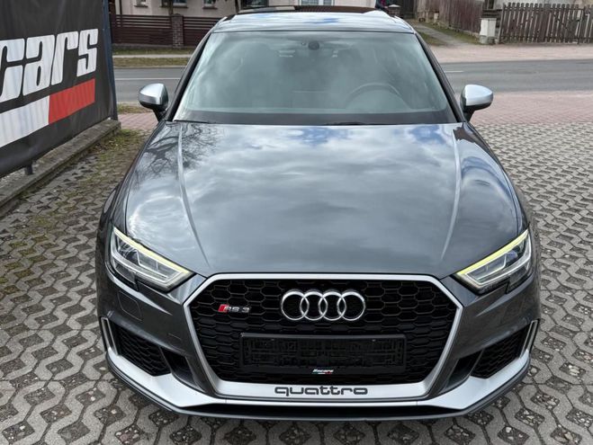 Audi RS3 2.5 TFSI quattro gris de 2019