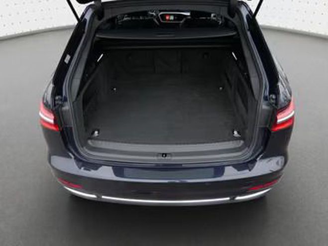 Audi A6 50 TFSI e quattro S line bleu marine de 2022