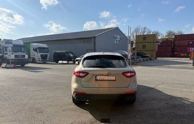 Maserati Levante Diesel 3.0 beige de 2019