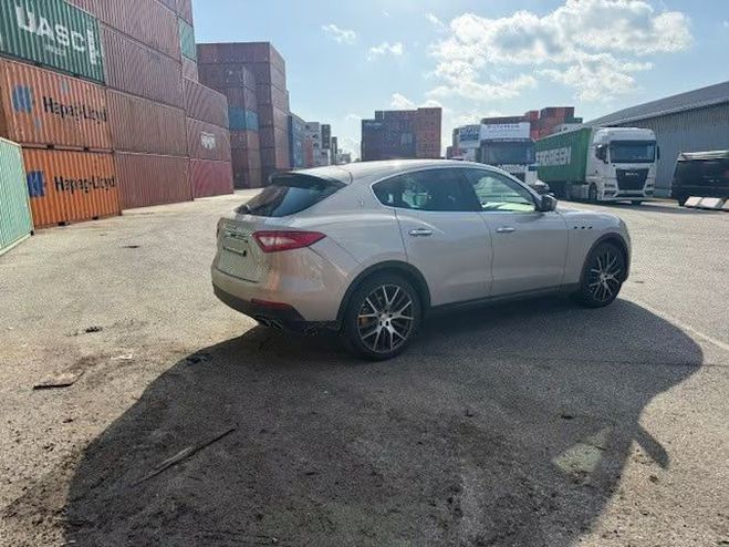 Maserati Levante Diesel 3.0 beige de 2019