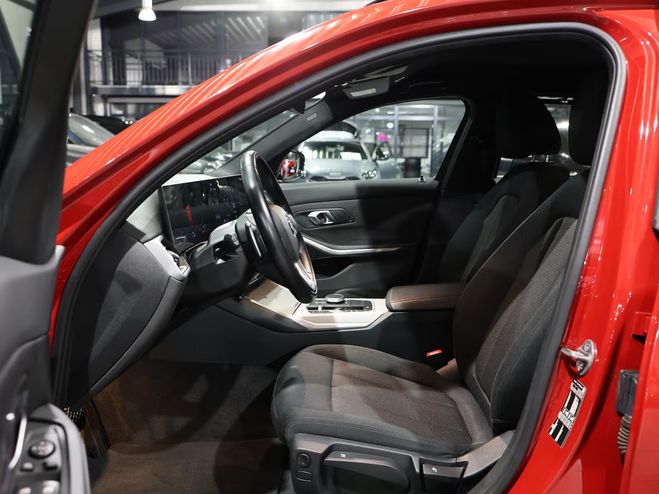 BMW Serie 3 Touring rouge de 2023