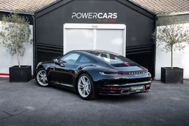 Porsche 911 911 Carrera (992) C2 noir de 2022