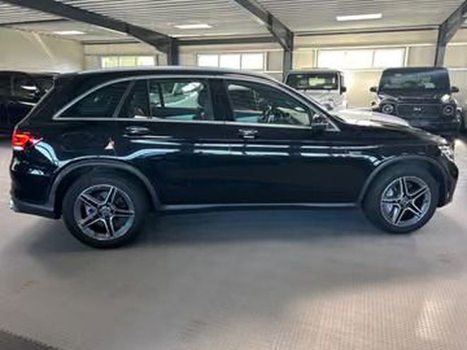 Mercedes GLC 4MATIC noir de 2022